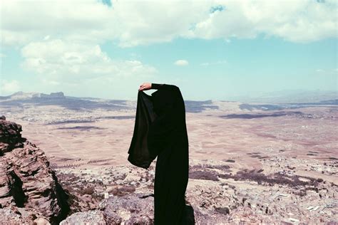 naked muslim girl|Photographer Yumna Al